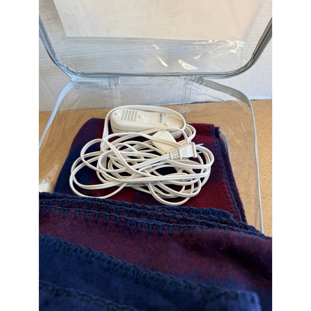 Sealy Delightful Moments Navy Plaid Electric Warming Blanket Throw 50x62 EUC - Picture 6 of 6